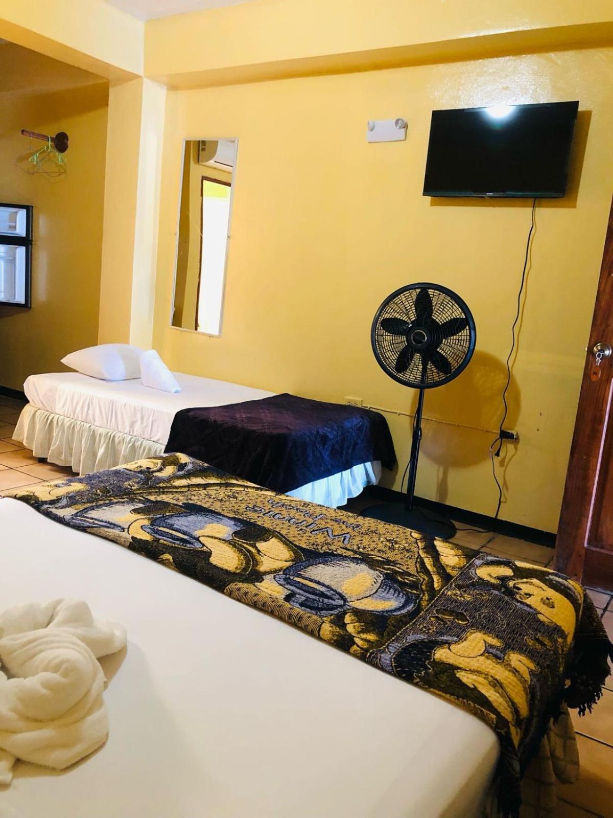 Chaleanor Hotel แดงกริกา ภายนอก รูปภาพ
