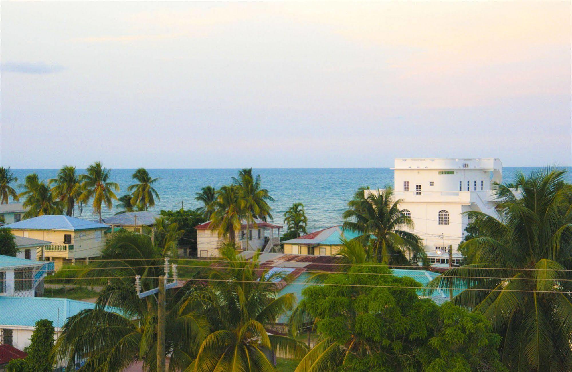 Chaleanor Hotel แดงกริกา ภายนอก รูปภาพ